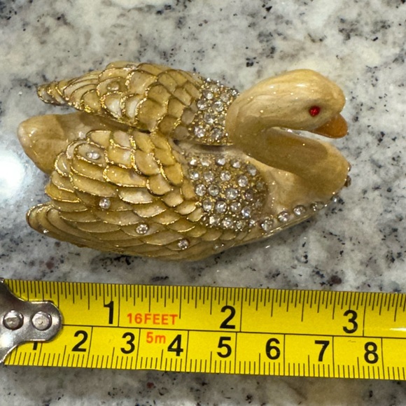 Enameled and crystal Swan Trinket Box - Picture 10 of 11